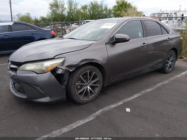 4T1BF1FK9HU269779 2017 TOYOTA CAMRY - Image 2