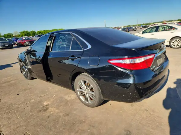4T1BF1FK9HU272391 2017 TOYOTA CAMRY - Image 2