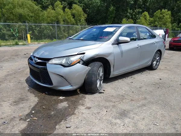 4T1BF1FK9HU273511 2017 TOYOTA CAMRY - Image 2