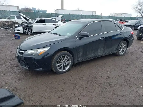 4T1BF1FK9HU276022 2017 TOYOTA CAMRY - Image 2
