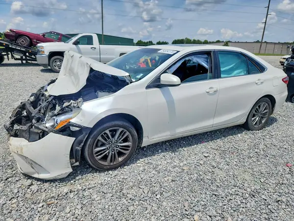 4T1BF1FK9HU276831 2017 TOYOTA CAMRY - Image 1