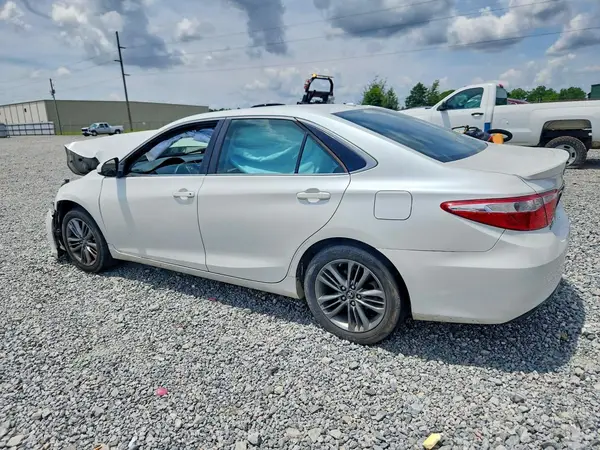 4T1BF1FK9HU276831 2017 TOYOTA CAMRY - Image 2