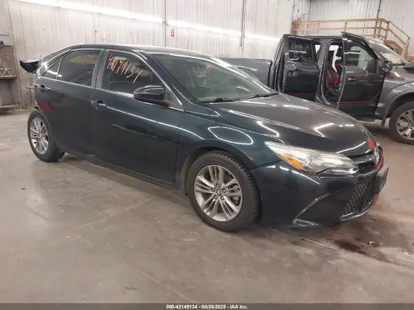 4T1BF1FK9HU277414 2017 TOYOTA CAMRY - Image 1