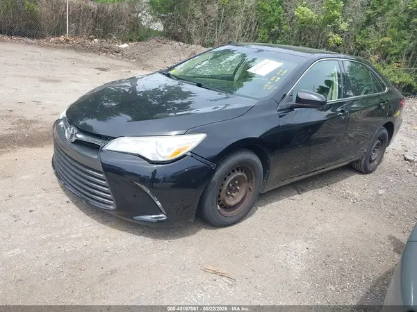 4T1BF1FK9HU278479 2017 TOYOTA CAMRY - Image 2