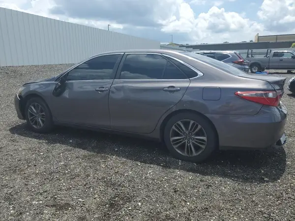 4T1BF1FK9HU278997 2017 TOYOTA CAMRY - Image 2