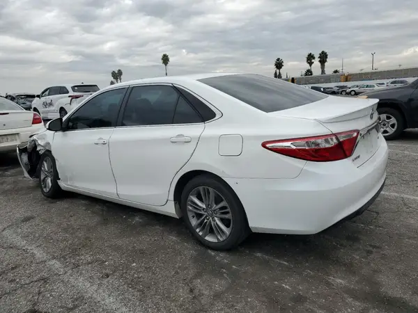 4T1BF1FK9HU279261 2017 TOYOTA CAMRY - Image 2