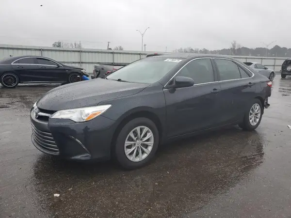 4T1BF1FK9HU284136 2017 TOYOTA CAMRY - Image 1