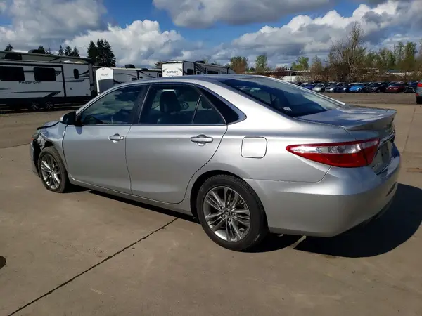 4T1BF1FK9HU296433 2017 TOYOTA CAMRY - Image 2