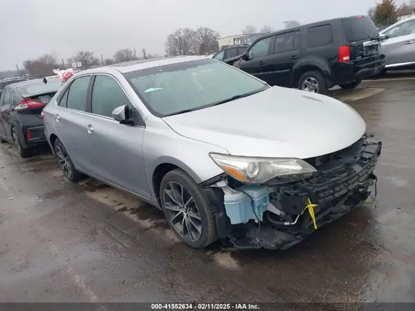4T1BF1FK9HU298375 2017 TOYOTA CAMRY - Image 1