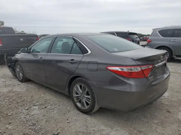 4T1BF1FK9HU298571 2017 TOYOTA CAMRY - Image 2