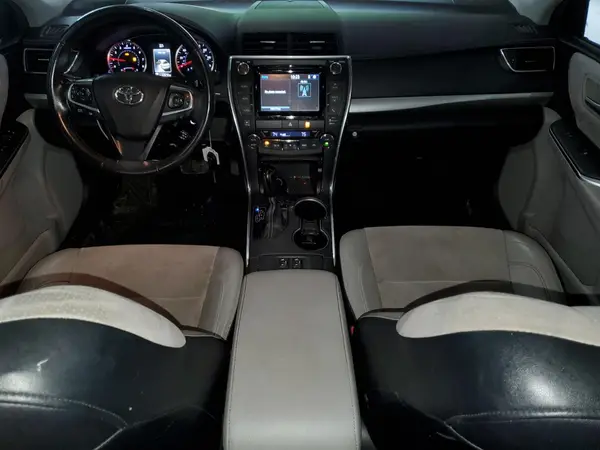 4T1BF1FK9HU302229 2017 TOYOTA CAMRY - Image 8