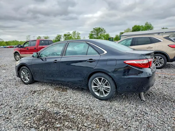 4T1BF1FK9HU302280 2017 TOYOTA CAMRY - Image 2