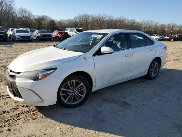 4T1BF1FK9HU305874 2017 TOYOTA CAMRY - Image 1