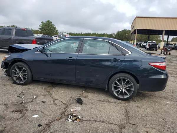 4T1BF1FK9HU309925 2017 TOYOTA CAMRY - Image 2