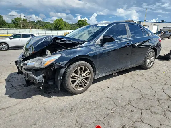 4T1BF1FK9HU310783 2017 TOYOTA CAMRY - Image 1