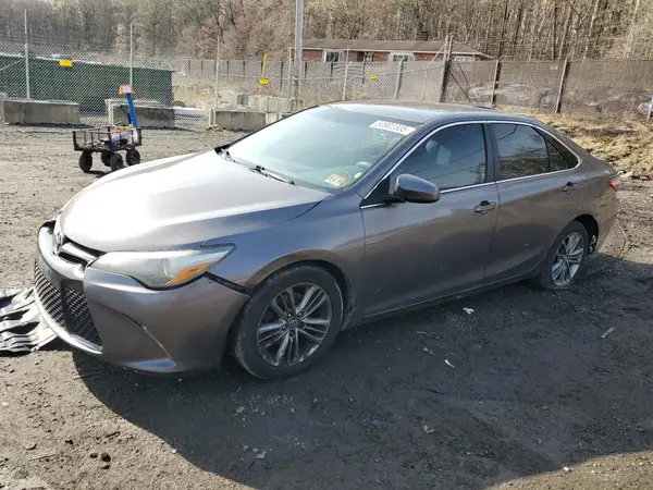 4T1BF1FK9HU311819 2017 TOYOTA CAMRY - Image 1