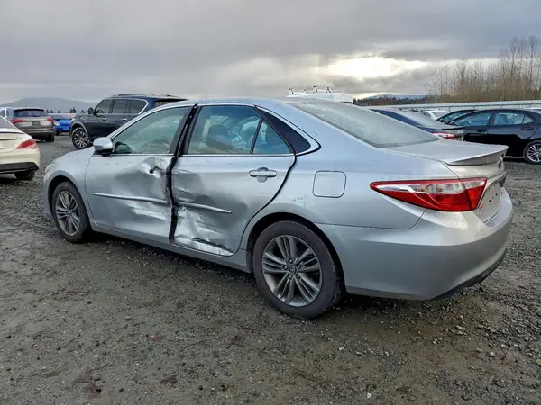 4T1BF1FK9HU315417 2017 TOYOTA CAMRY - Image 2