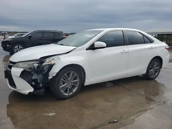 4T1BF1FK9HU317295 2017 TOYOTA CAMRY - Image 1