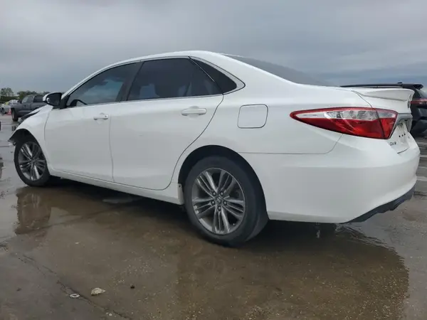 4T1BF1FK9HU317295 2017 TOYOTA CAMRY - Image 2