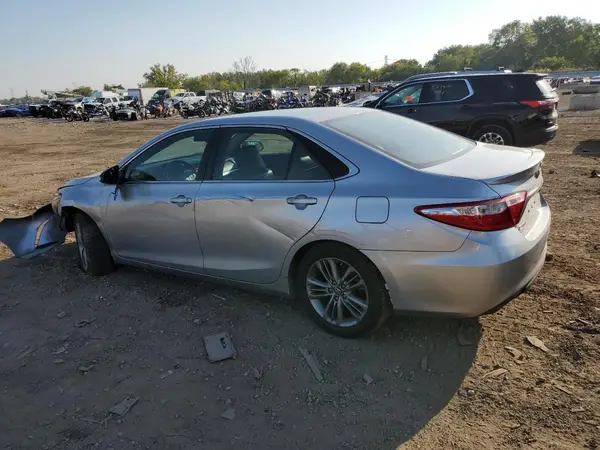4T1BF1FK9HU317300 2017 TOYOTA CAMRY - Image 2