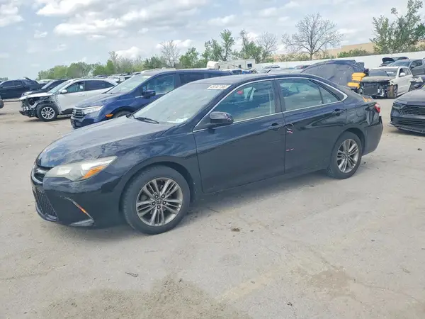 4T1BF1FK9HU317524 2017 TOYOTA CAMRY - Image 1