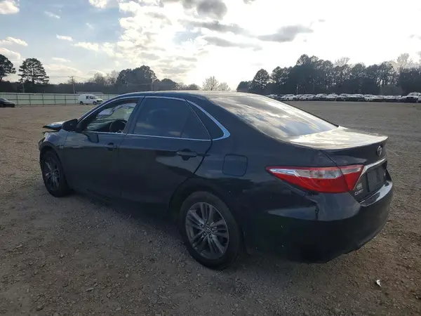 4T1BF1FK9HU324392 2017 TOYOTA CAMRY - Image 2