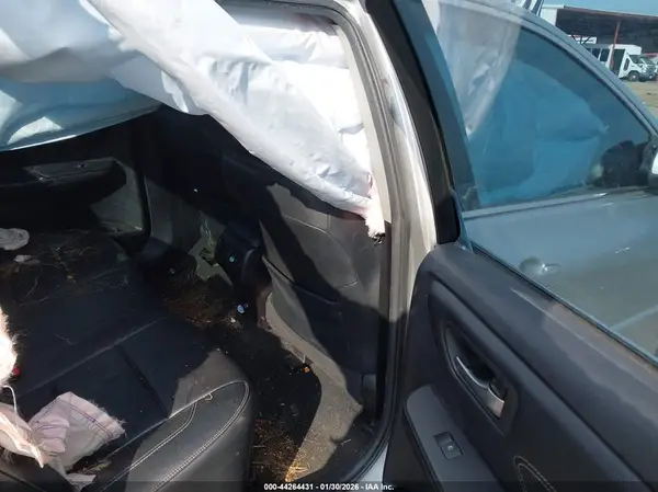 4T1BF1FK9HU326952 2017 TOYOTA CAMRY - Image 8