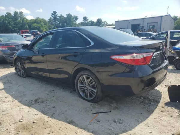 4T1BF1FK9HU327891 2017 TOYOTA CAMRY - Image 2