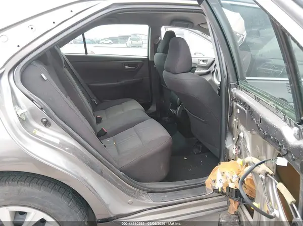 4T1BF1FK9HU329401 2017 TOYOTA CAMRY - Image 8