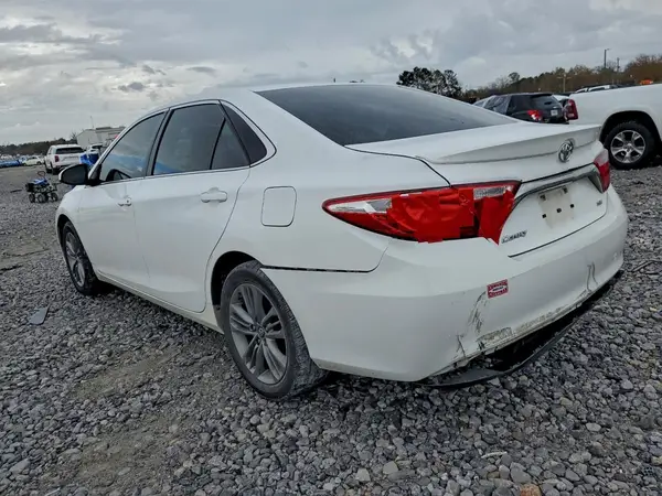 4T1BF1FK9HU331049 2017 TOYOTA CAMRY - Image 2