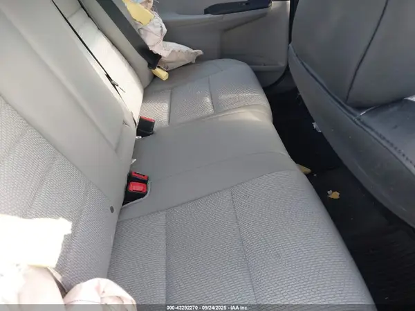 4T1BF1FK9HU333805 2017 TOYOTA CAMRY - Image 8
