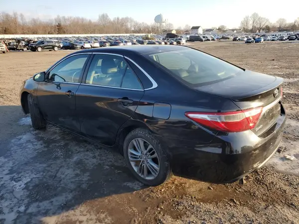 4T1BF1FK9HU334226 2017 TOYOTA CAMRY - Image 2