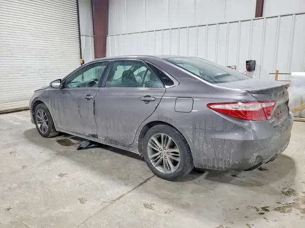 4T1BF1FK9HU334517 2017 TOYOTA CAMRY - Image 2