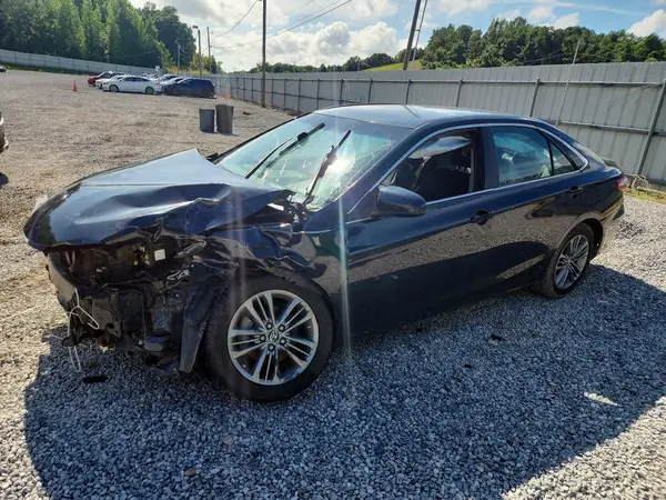 4T1BF1FK9HU335960 2017 TOYOTA CAMRY - Image 1