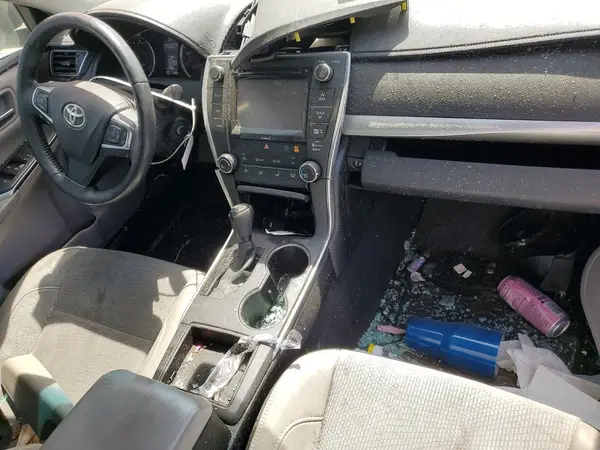 4T1BF1FK9HU338843 2017 TOYOTA CAMRY - Image 8