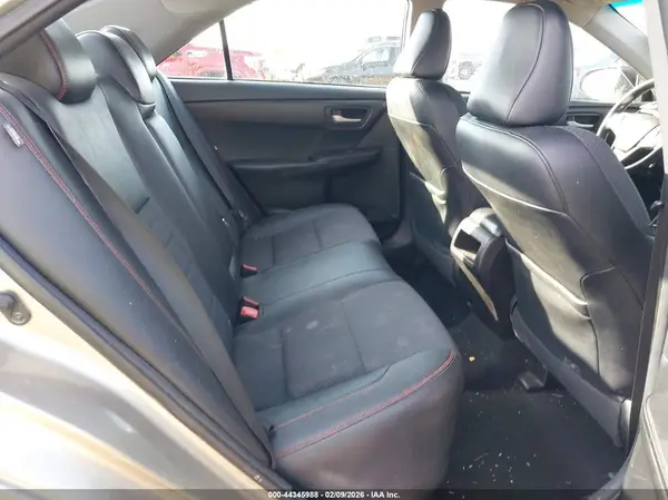 4T1BF1FK9HU339040 2017 TOYOTA CAMRY - Image 8