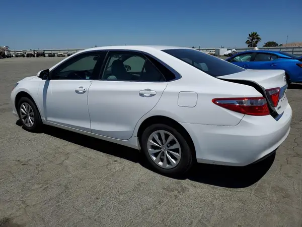 4T1BF1FK9HU339278 2017 TOYOTA CAMRY - Image 2