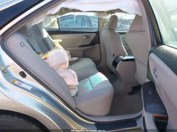 4T1BF1FK9HU340494 2017 TOYOTA CAMRY - Image 8