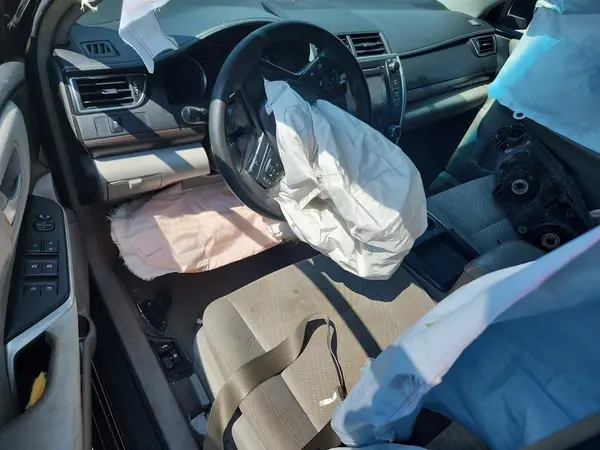 4T1BF1FK9HU340737 2017 TOYOTA CAMRY - Image 8