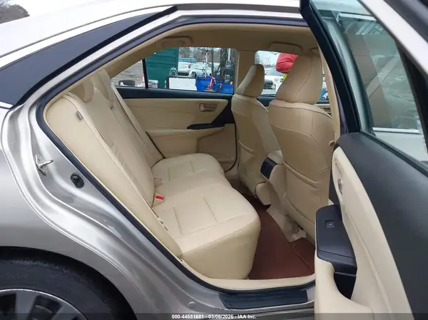 4T1BF1FK9HU341371 2017 TOYOTA CAMRY - Image 8