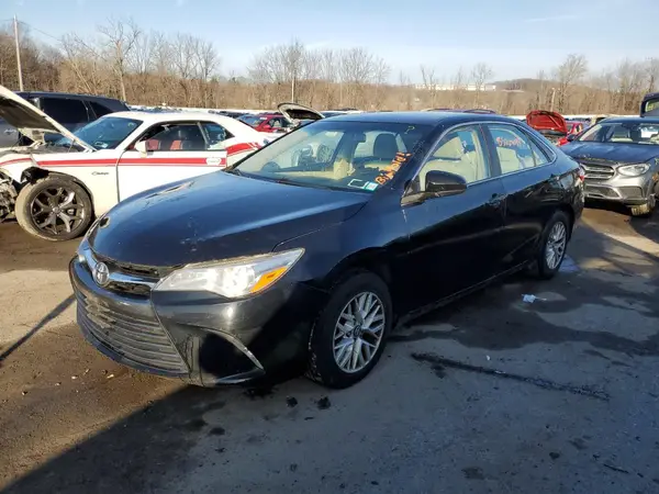4T1BF1FK9HU341449 2017 TOYOTA CAMRY - Image 1