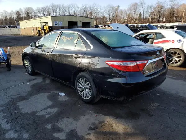 4T1BF1FK9HU341449 2017 TOYOTA CAMRY - Image 2