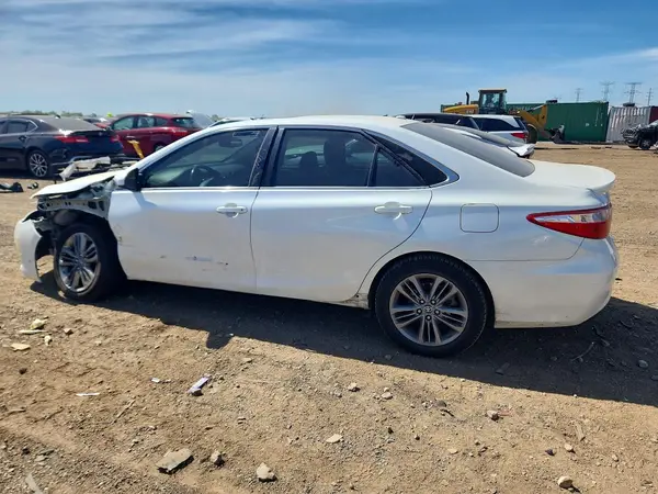 4T1BF1FK9HU346179 2017 TOYOTA CAMRY - Image 2