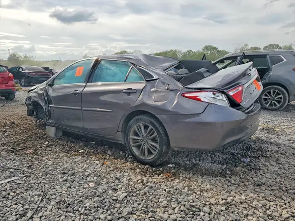 4T1BF1FK9HU349759 2017 TOYOTA CAMRY - Image 2