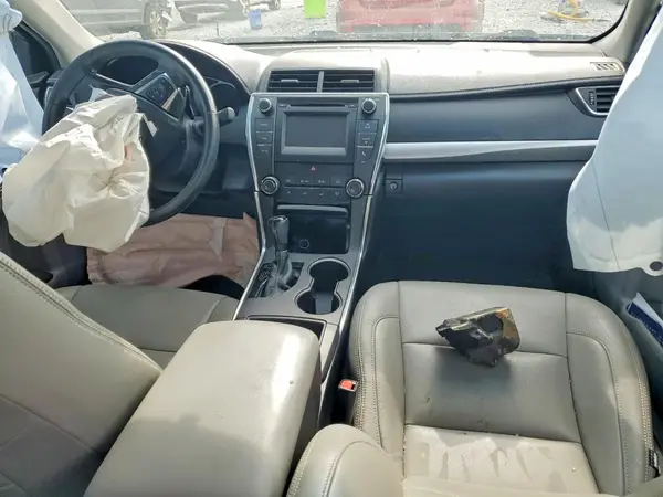 4T1BF1FK9HU349759 2017 TOYOTA CAMRY - Image 8