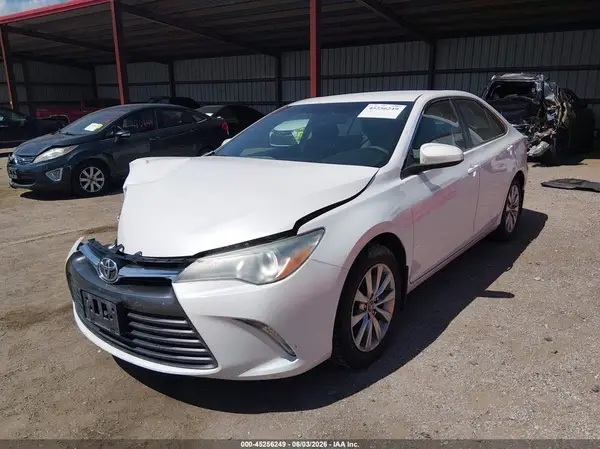 4T1BF1FK9HU350541 2017 TOYOTA CAMRY - Image 2