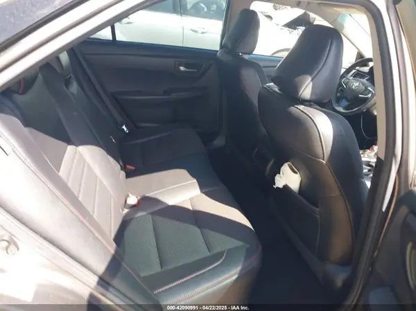 4T1BF1FK9HU352063 2017 TOYOTA CAMRY - Image 8