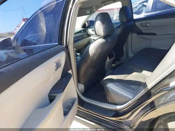 4T1BF1FK9HU352659 2017 TOYOTA CAMRY - Image 8