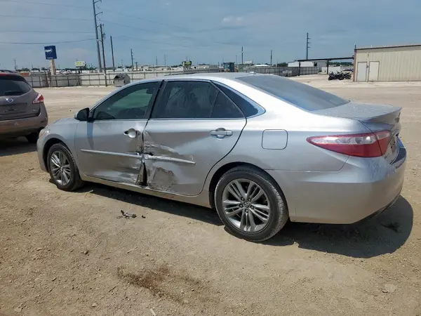 4T1BF1FK9HU359711 2017 TOYOTA CAMRY - Image 2