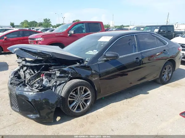 4T1BF1FK9HU360230 2017 TOYOTA CAMRY - Image 2